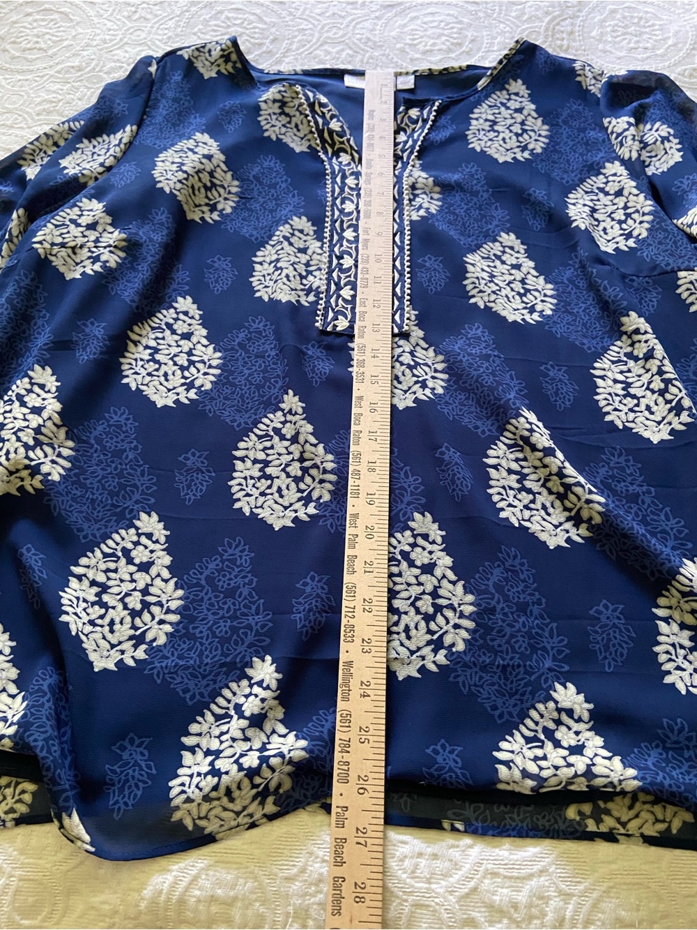 Belle by Kim Gravel floral medallion blouse - Picture 8 of 13
